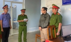 Nóng: Khởi tố, bắt giam thầy giáo bị tố quan hệ bất chính với nữ sinh lớp 10 ở Bình Thuận