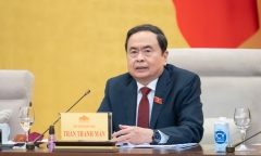 Chủ tịch Quốc hội ký ban hành các nghị quyết của UBTVQH về công tác cán bộ