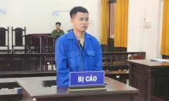 Chê gái bán dâm “già”, người đàn ông chuyển sang cướp tài sản