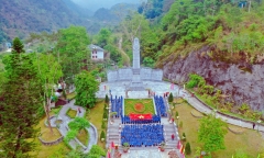 Bảo Việt Nhân thọ: Xác lập kỷ lục Việt Nam tại cột mốc Km 0 Đường Hồ Chí Minh (tỉnh Cao Bằng) – Lan tỏa hào khí Việt và khởi động Chương trình An sinh Giáo dục 2025