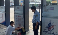 Xử phạt doanh nghiệp bán gần 3.000 lít xăng không đảm bảo chất lượng