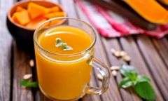 5 lợi ích của nước ép bí đỏ sống không phải ai cũng biết