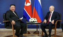 Tổng thống Putin tặng xe hơi cho nhà lãnh đạo Triều Tiên Kim Jong-un