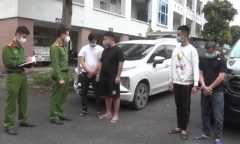 Bắt 4 đối tượng trong hội