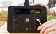 Tin tức công nghệ mới nóng nhất hôm nay 23/11: Huawei trình làng trạm sạc di động tiện dụng