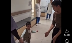 Kỳ diệu chuyện bé 3 tuổi đuối nước tiên lượng sống thực vật bất ngờ tự đi lại sau 3 tháng