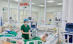 Cảnh báo từ ca bệnh 28 tuổi: Uống thuốc nam mua trên mạng, suy gan cấp, phù não nặng
