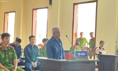 Đâm tử vong đồng nghiệp vì mâu thuẫn tranh giành khách, tài xế xe ôm 60 tuổi lĩnh án tù 15 năm