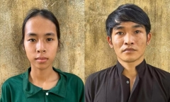 Nữ shipper 