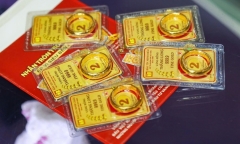 Giá vàng chiều nay (13/4): Vẫn ở mức cao kỷ lục, chuyên gia dự báo bất ngờ