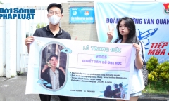 Thi tốt nghiệp THPT: Phụ huynh “treo” thưởng lớn, học sinh mang banner đi cổ vũ