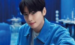 Cha Eun Woo - 