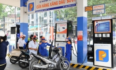 Thủ tướng yêu cầu Bộ Công Thương ổn định thị trường xăng dầu