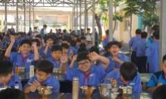 Xôn xao bức thư của một thầy hiệu trưởng trong dịp lễ 20/11