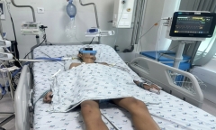 Cứu sống bé trai ngạt nước nặng, ngưng tim khi đi bơi
