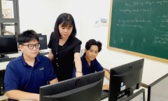 Đề xuất Tin học thành môn bắt buộc trong chương trình dự bị đại học