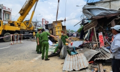 Vụ xe ben chở cát tông vào nhà dân ở Quảng Ngãi: Thêm một người tử vong