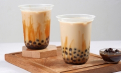 Ai không nên uống trà sữa