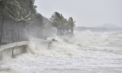 Bộ GD&ĐT yêu cầu tăng cường ứng phó bão số 9, bão số 10