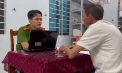 Quảng Ngãi: Cha dựng 