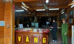 Tin pháp luật nổi bật 24h qua: Khởi tố 2 đối tượng cướp giật tại hiệu vàng