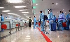 Nóng: Tạm dừng các chuyến bay quốc tế chở khách đến sân bay Nội Bài