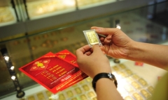 Giá vàng chiều nay 12/12: Giá vàng SJC đồng loạt tăng