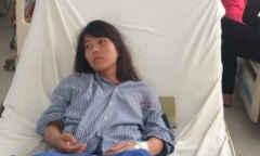 Hít phải khí lạ, nữ công nhân bị liệt, vẫn khắc khoải chờ kết luận