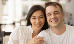 Sự thật bi hài chuyện vợ chồng Tây - Ta