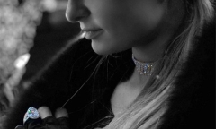 Xem hình ảnh trong camera phòng khách, tôi lập tức đuổi vợ ra khỏi nhà