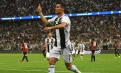 Ronaldo công phá thủ thành AC Milan, giúp Juventus đoạt Siêu cúp Italy