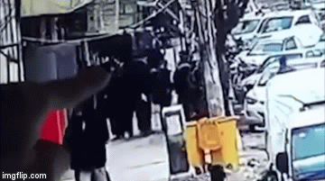 Video: Khoảnh khắc IS đánh bom tự sát đẫm máu tại Syria, 19 người thiệt mạng