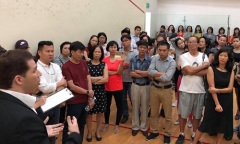 Hơn 200 học viên đòi trung tâm California trả lại tiền