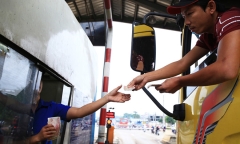 Trạm BOT Biên Hòa lại xả trạm do...tiền lẻ