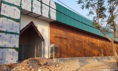 Danh tính hướng dẫn viên xuất hiện ở