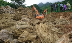 Vụ 18 người bị vùi lấp ở Hòa Bình: Tìm thấy 2 thi thể cuối cùng