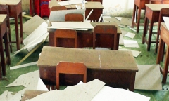 Sập trần phòng học ở miền Tây, 9 học sinh bị thương