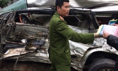 Xe tải tông trực diện ô tô 7 chỗ khiến 8 người thương vong: Tài xế dương tính với ma túy