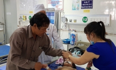 Lời khai của người cha đầu độc 3 con ruột bằng thuốc trừ sâu