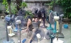 Mùa hè đến, cùng nghiên cứu những cách chống nắng nóng bá đạo của dân mạng