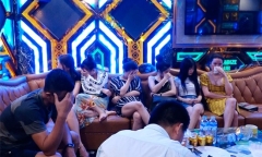 Đột kích quán karaoke Thiên Đường 2, phát hiện hàng chục