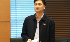 “Con cán bộ mới 19 tuổi mà có biệt phủ nguy nga là bất thường”