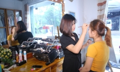 Tò mò trái xoay rừng và nước mắt của sơn tràng