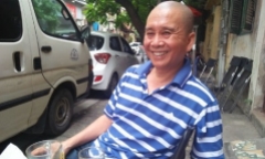 Người 11 năm dạy bơi hướng dẫn cách sống sót khi rơi xuống nước dù không biết bơi