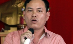 Trưởng công an xã đá thau cá xin lỗi người dân