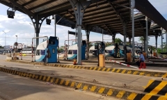 Tài xế dùng tiền lẻ mua vé, trạm BOT tuyến tránh Biên Hòa buộc phải