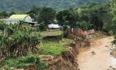 ADB hỗ trợ khẩn cấp 2 triệu USD giúp Việt Nam khắc phục hậu quả bão lũ