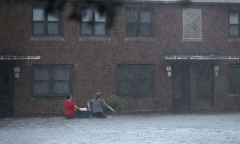 Siêu bão Florence có thể trút 37,8 nghìn tỷ lít nước khi đổ bộ vào Mỹ