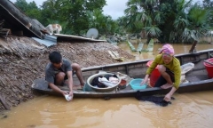 ADB hỗ trợ khẩn cấp 2 triệu USD giúp Việt Nam khắc phục hậu quả bão lũ