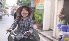  Đi du học vẫn tìm “đối tác” đồng nát cho mẹ và ước mơ trở thành phiên dịch viên